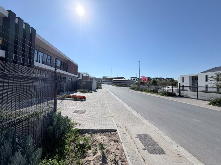 To Let Commercial Property for Rent in Fisantekraal Western Cape